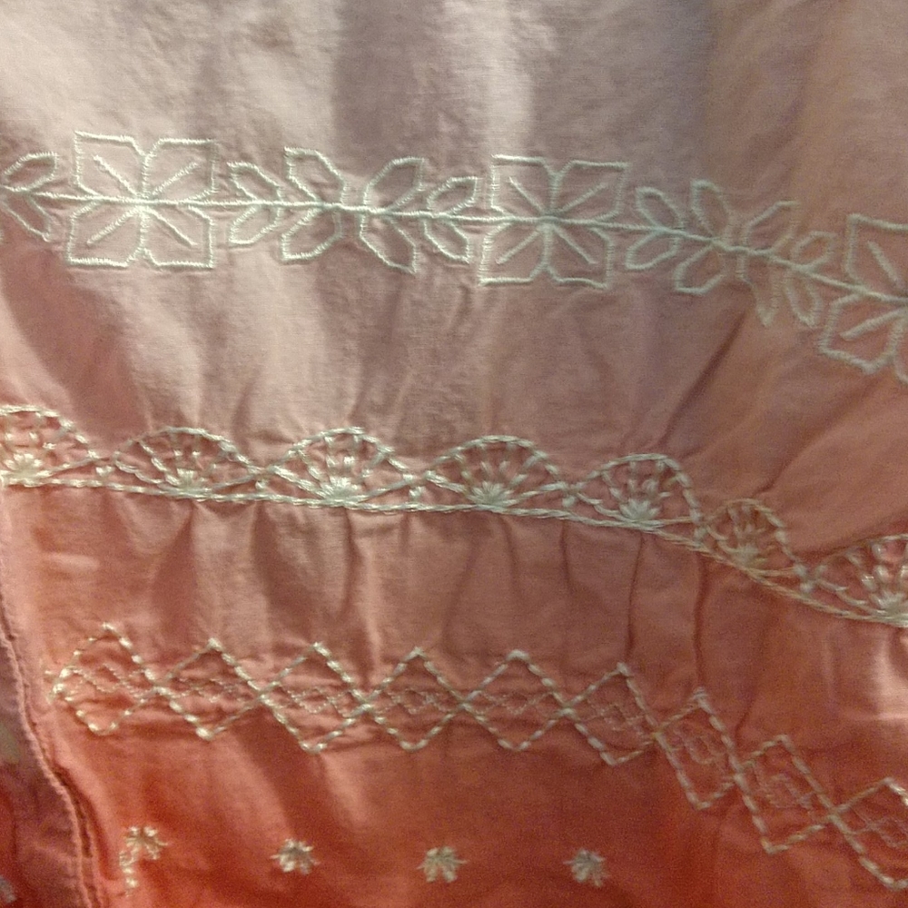 Shirt - Picture 2 of 4